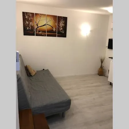 Cosy Avec Possibilite Piscine En Supplement Апартаменты *